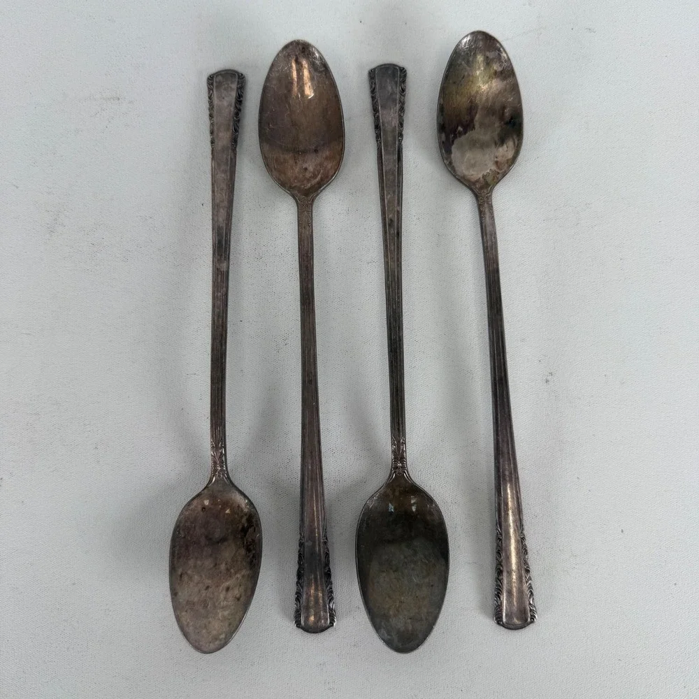 Set of 4 Holmes & Edwards May Queen Teaspoons – Silverplate – 7 3/4